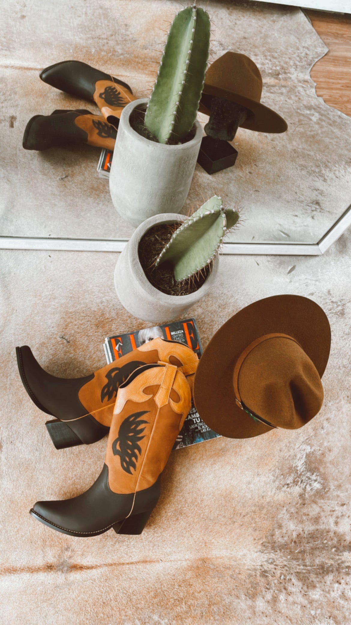 BOTAS CHECHI color café clásico con mostaza